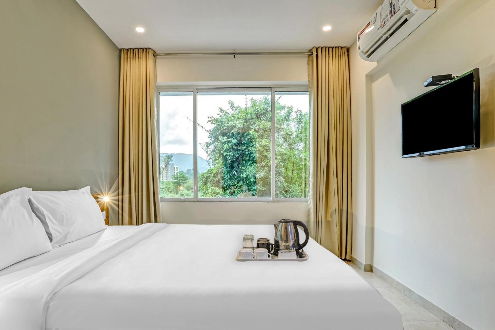 Hotel Townhouse Somani Apta Zewnętrze zdjęcie